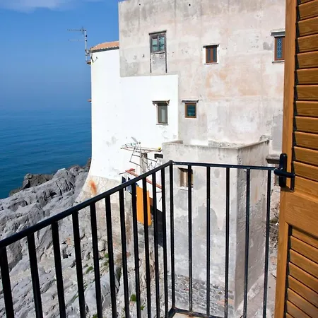 Appartamento Roberto - By Vacation Service *